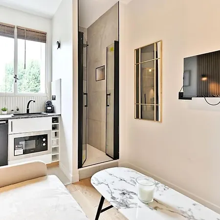 Petit Studio Charmant Pres De Paris Neuilly-sur-Seine Exterior photo